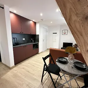 Appartement Sacre Appartement/jardin/parking/wifi, Rodez